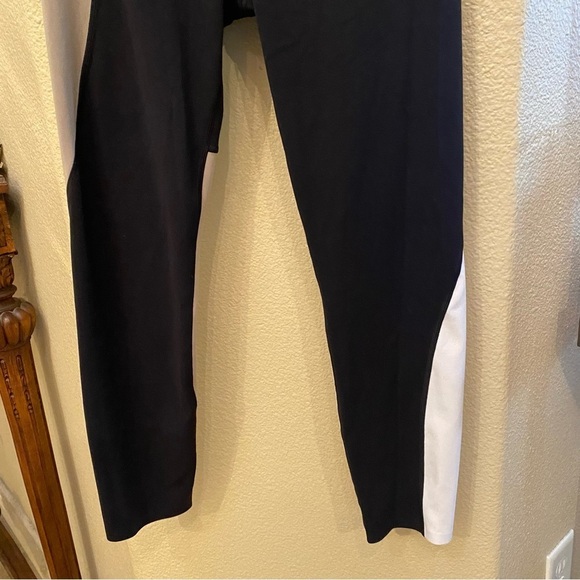 ATHLETA Women Elation Color-Block Athletic Leggings Size Medium - Picture 3 of 8